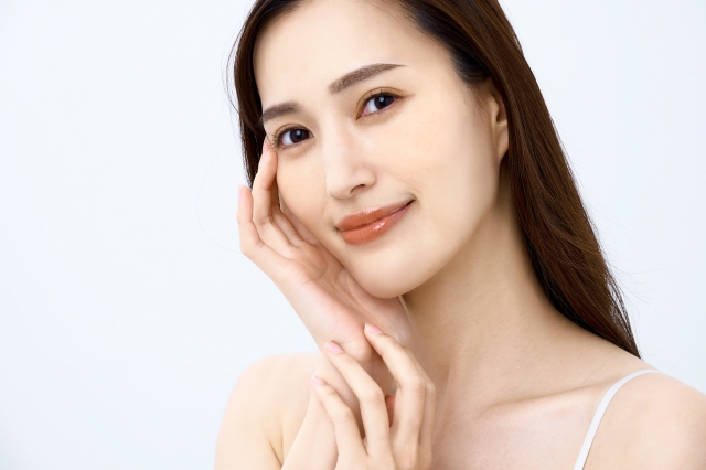 二重全切開法とは？特徴と手術の流れ