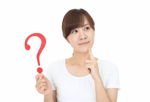 まぶたのたるみと眼瞼下垂、違いや適切な治療とは？